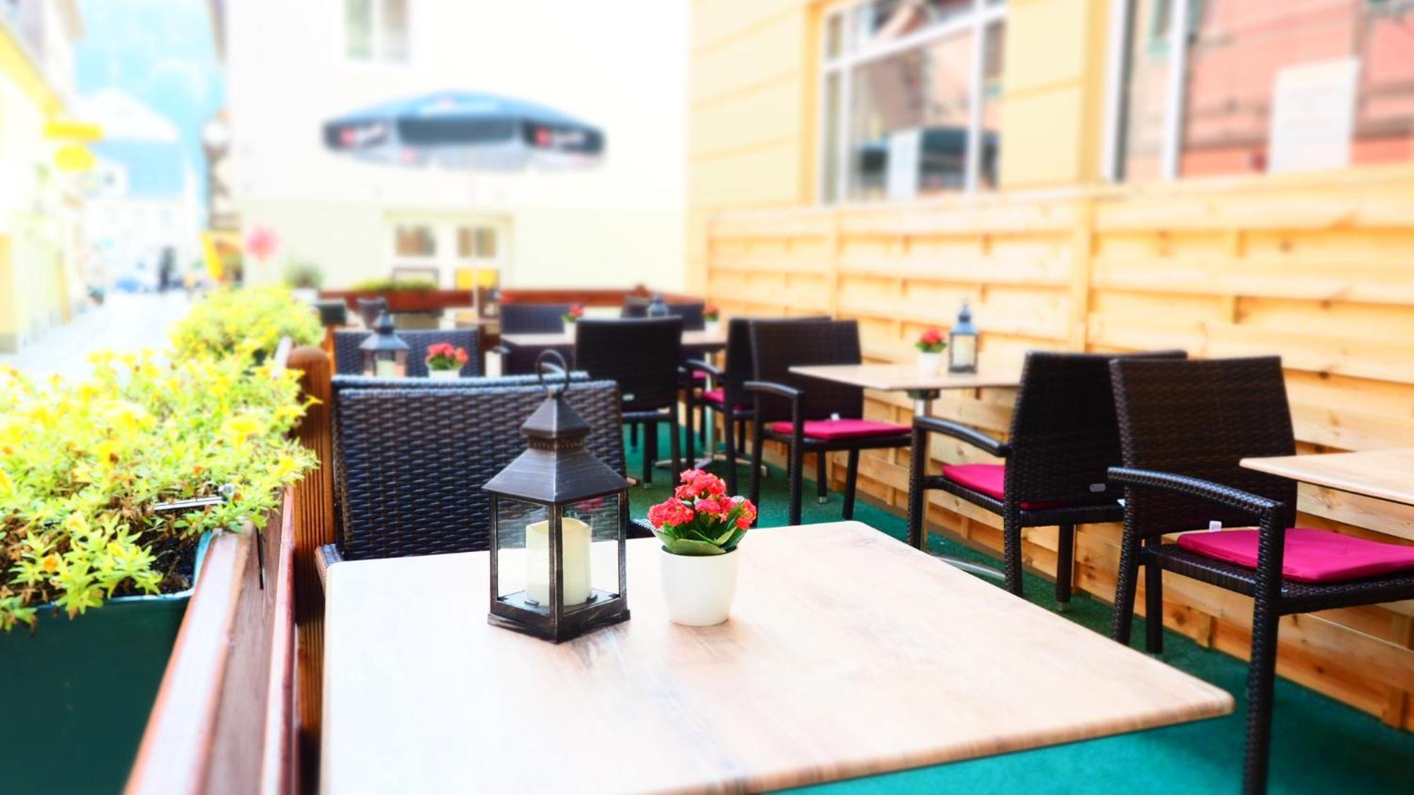 Gasthaus& Pension Zum Roten Haus バート・シャンダウ エクステリア 写真
